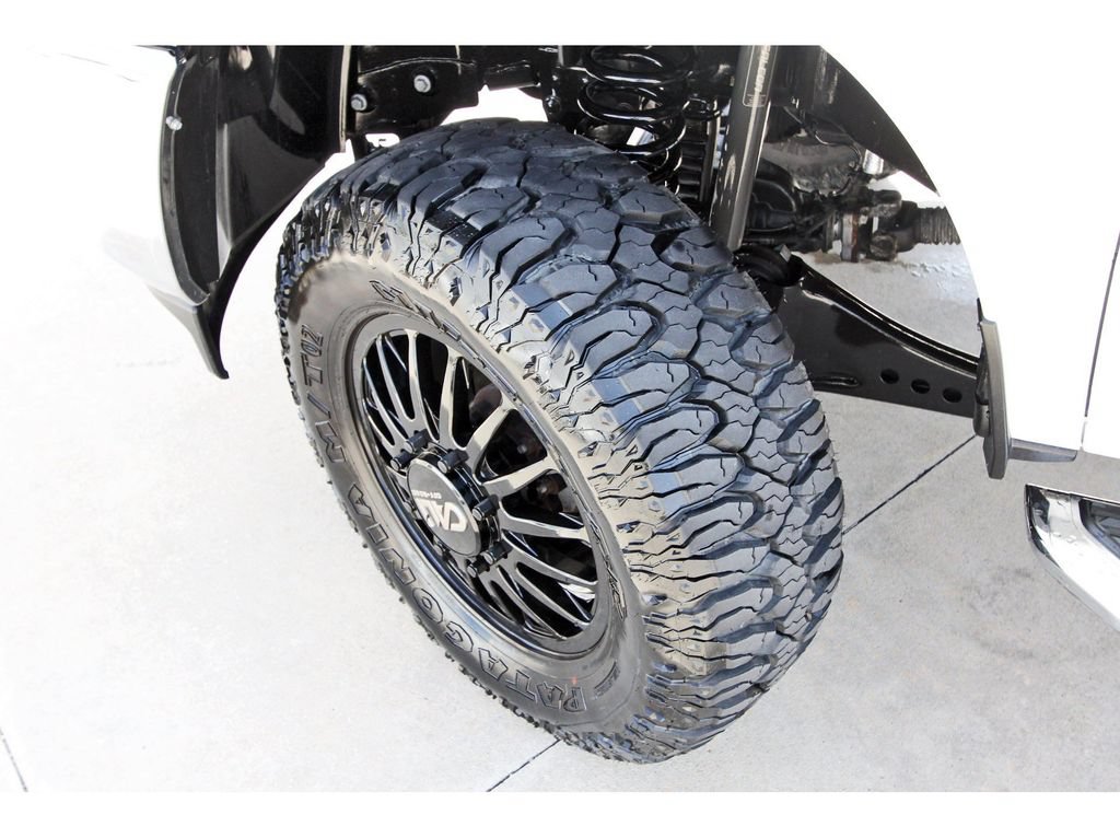 Used 2024 RAM 3500 Big Horn AWD/4WD image 12