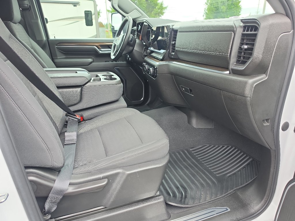 Certified 2024 Chevrolet Silverado 3500 LT w/ All Star Edition AWD/4WD image 15