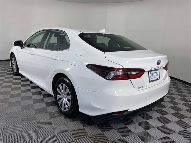 Used 2021 Toyota Camry LE image 6
