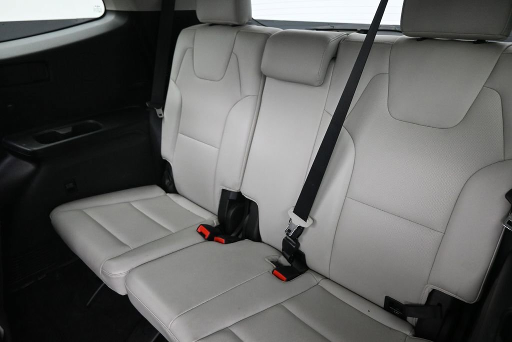 Used 2022 Kia Telluride EX w/ EX Premium Package AWD/4WD image 29