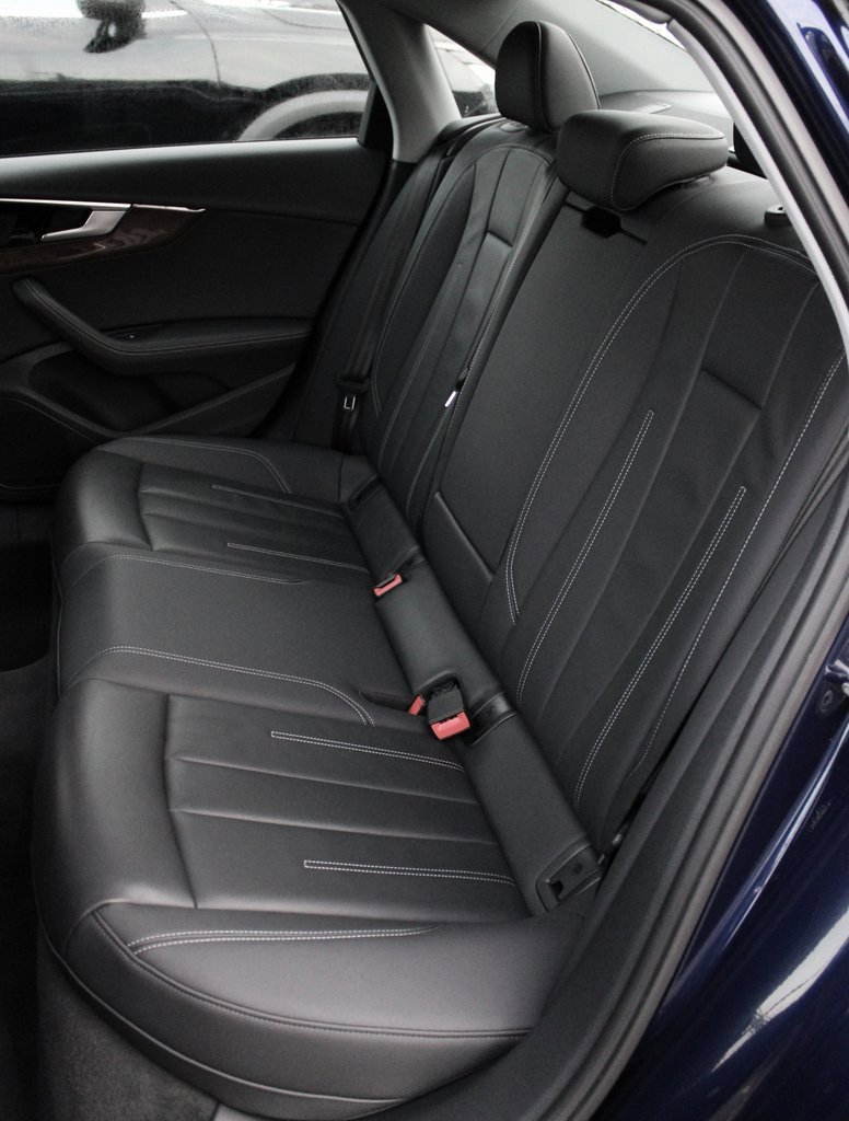 Used 2022 Audi A4 2.0T Premium Plus w/ Premium Plus Package image 26