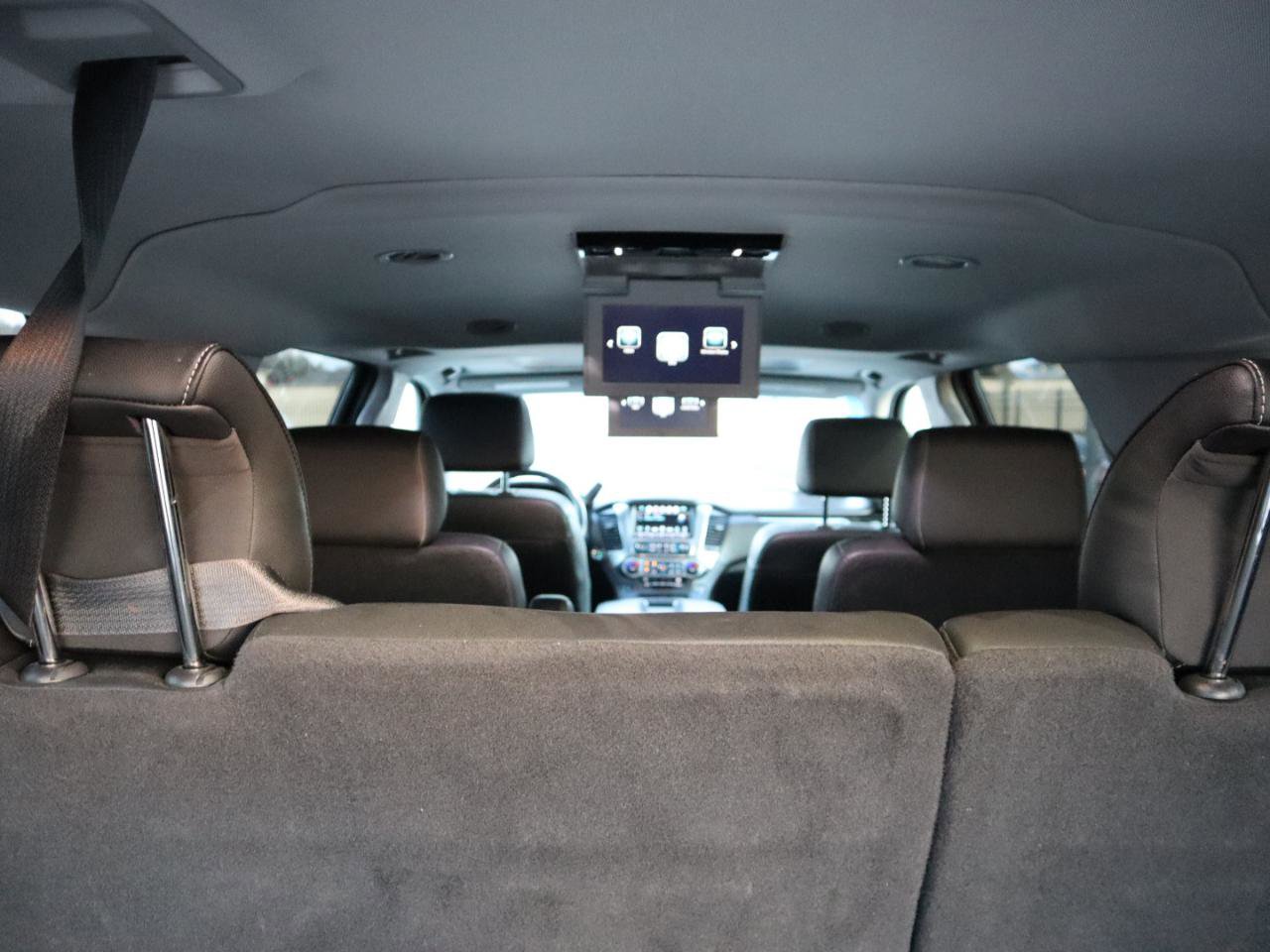 Used 2020 Chevrolet Suburban LT image 34