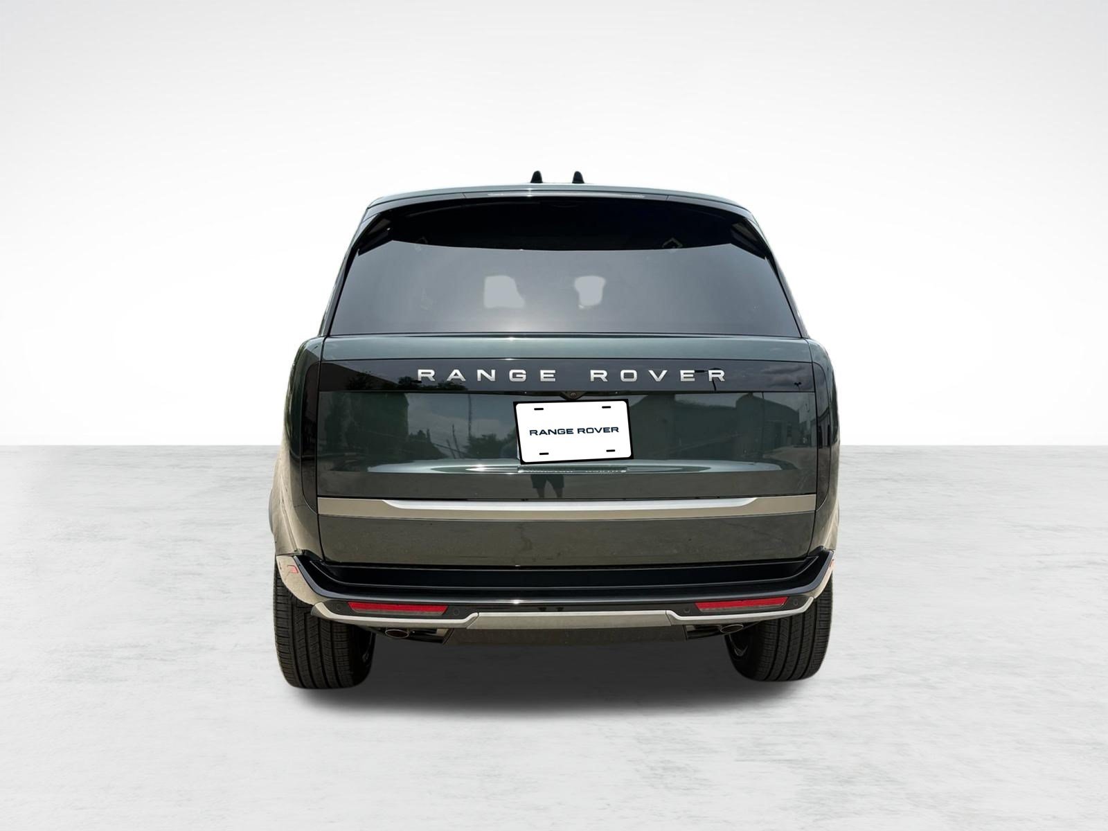 New 2026 Land Rover Range Rover Long Wheelbase SE AWD/4WD image 10
