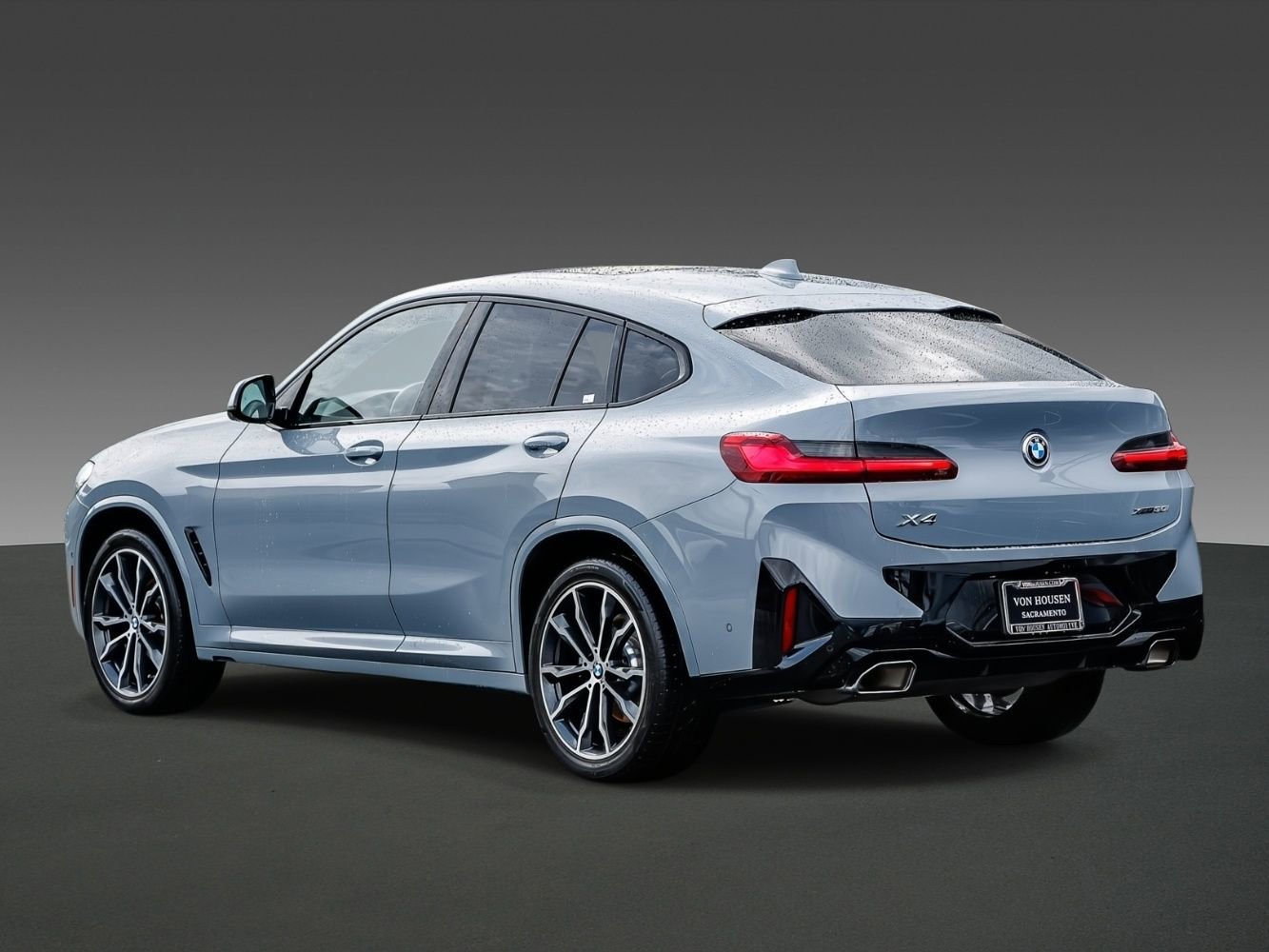 Used 2022 BMW X4 xDrive30i w/ M Sport Package 2 image 2