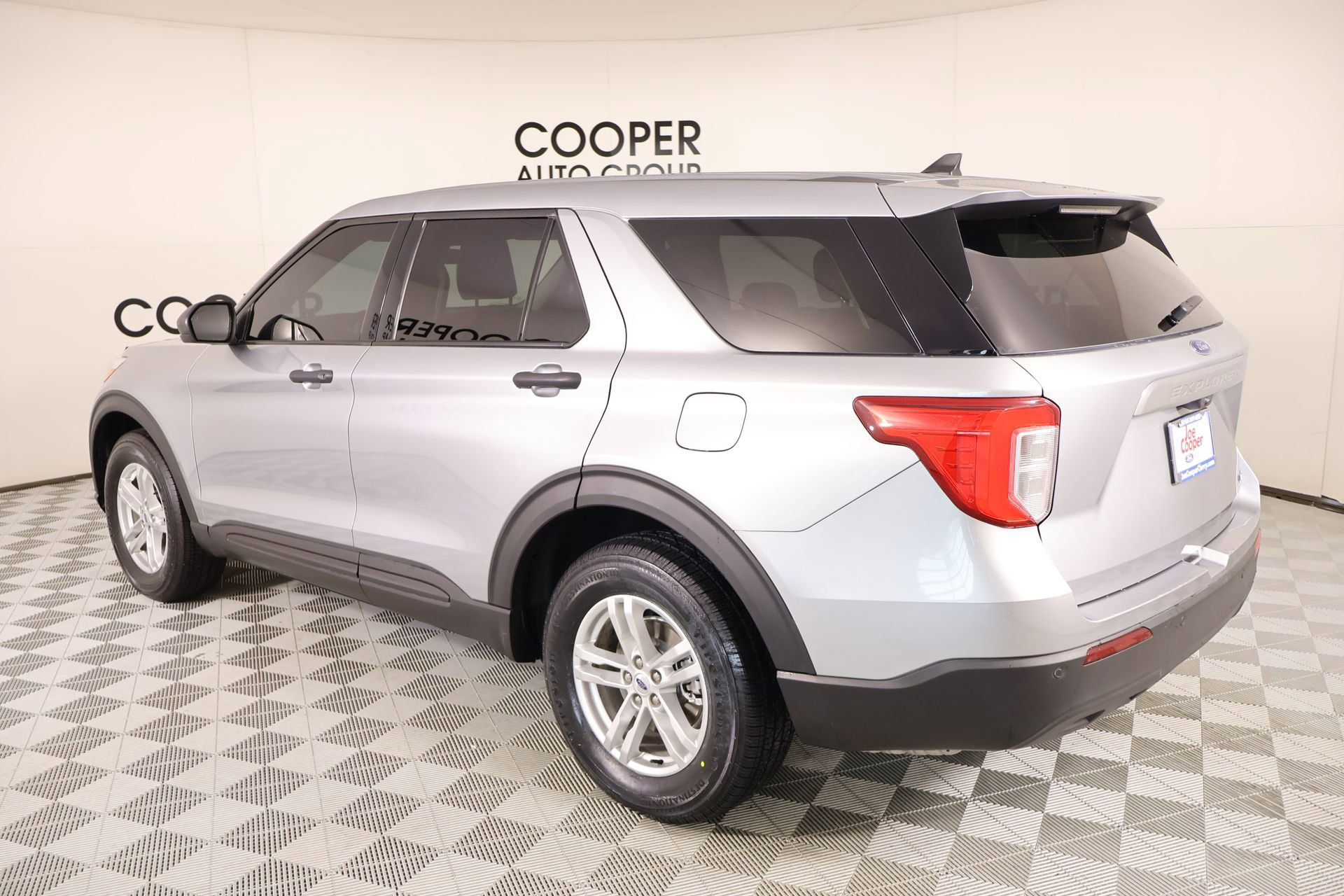 Used 2023 Ford Explorer 4WD image 22