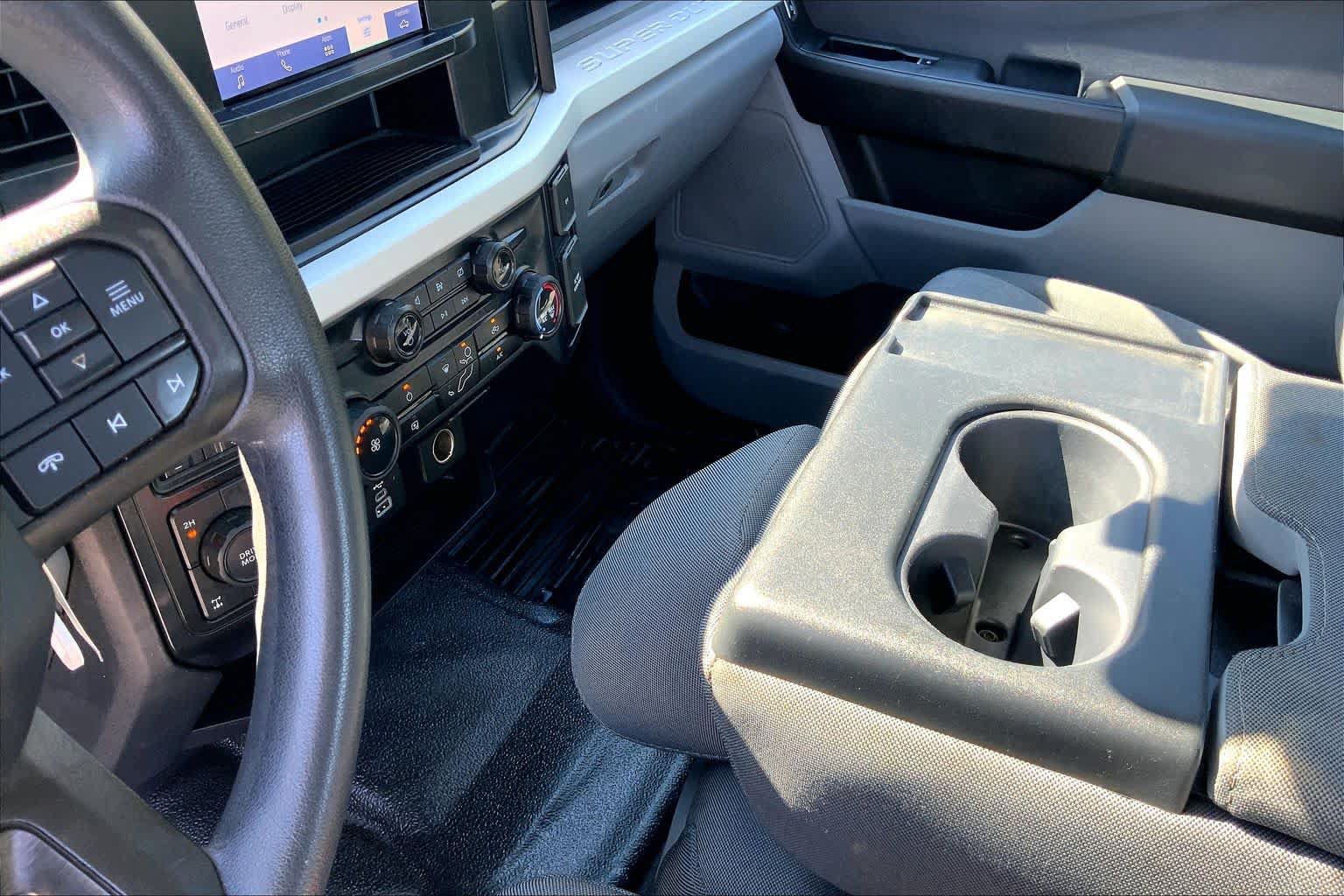 Used 2024 Ford F250 XL w/ FX4 Off-Road Package AWD/4WD image 16