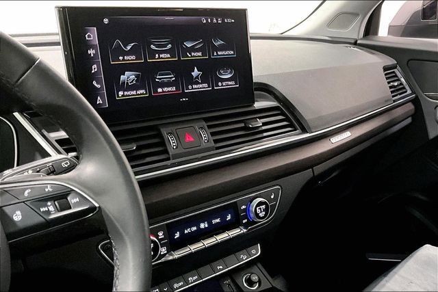 Certified 2024 Audi Q5 2.0T Premium Plus image 6
