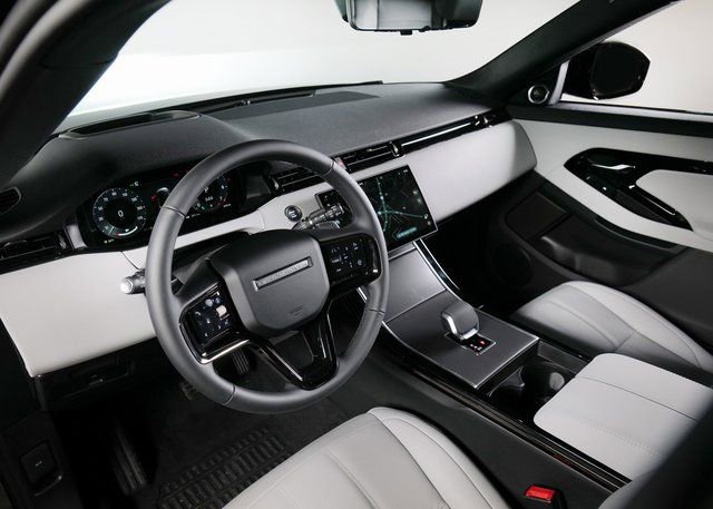 New 2026 Land Rover Range Rover Evoque S image 17