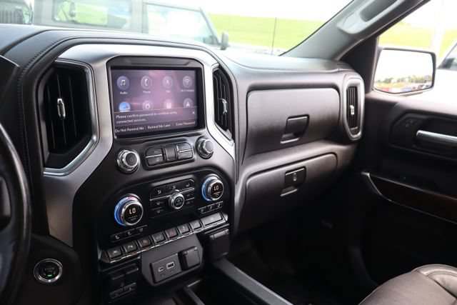 Used 2019 GMC Sierra 1500 SLT w/ SLT Premium Plus Package AWD/4WD image 24
