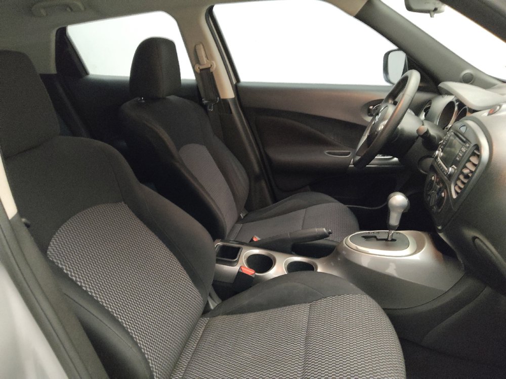 Used 2017 Nissan Juke S FWD image 21