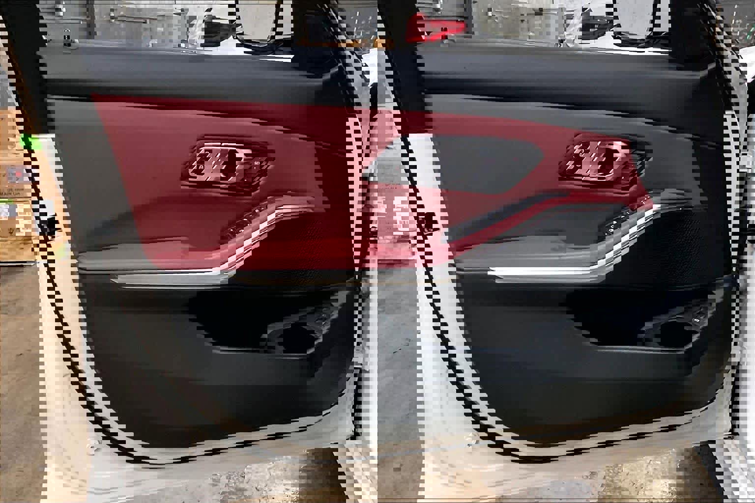 Used 2023 BMW 330i Sedan w/ Premium Package image 25