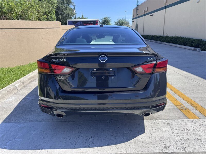 Used 2019 Nissan Altima 2.5 SV FWD image 7
