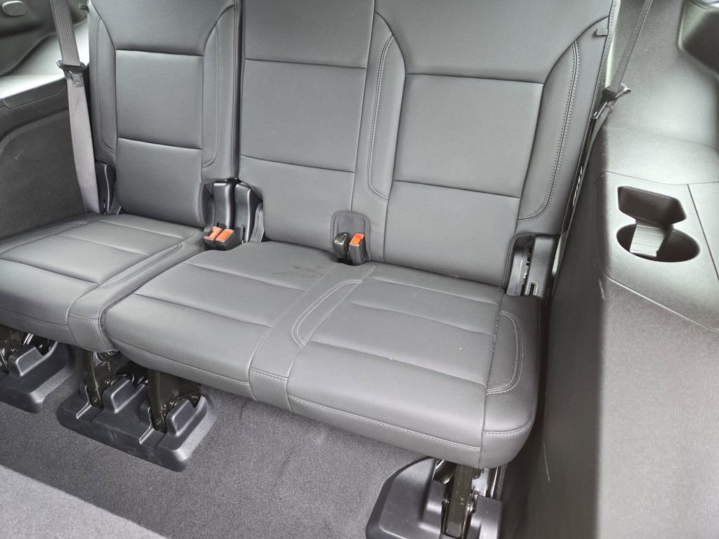 Used 2025 Chevrolet Tahoe Z71 AWD/4WD image 21