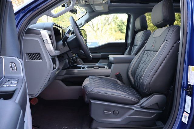 New 2026 Ford F250 XLT w/ XLT Premium Package AWD/4WD image 24