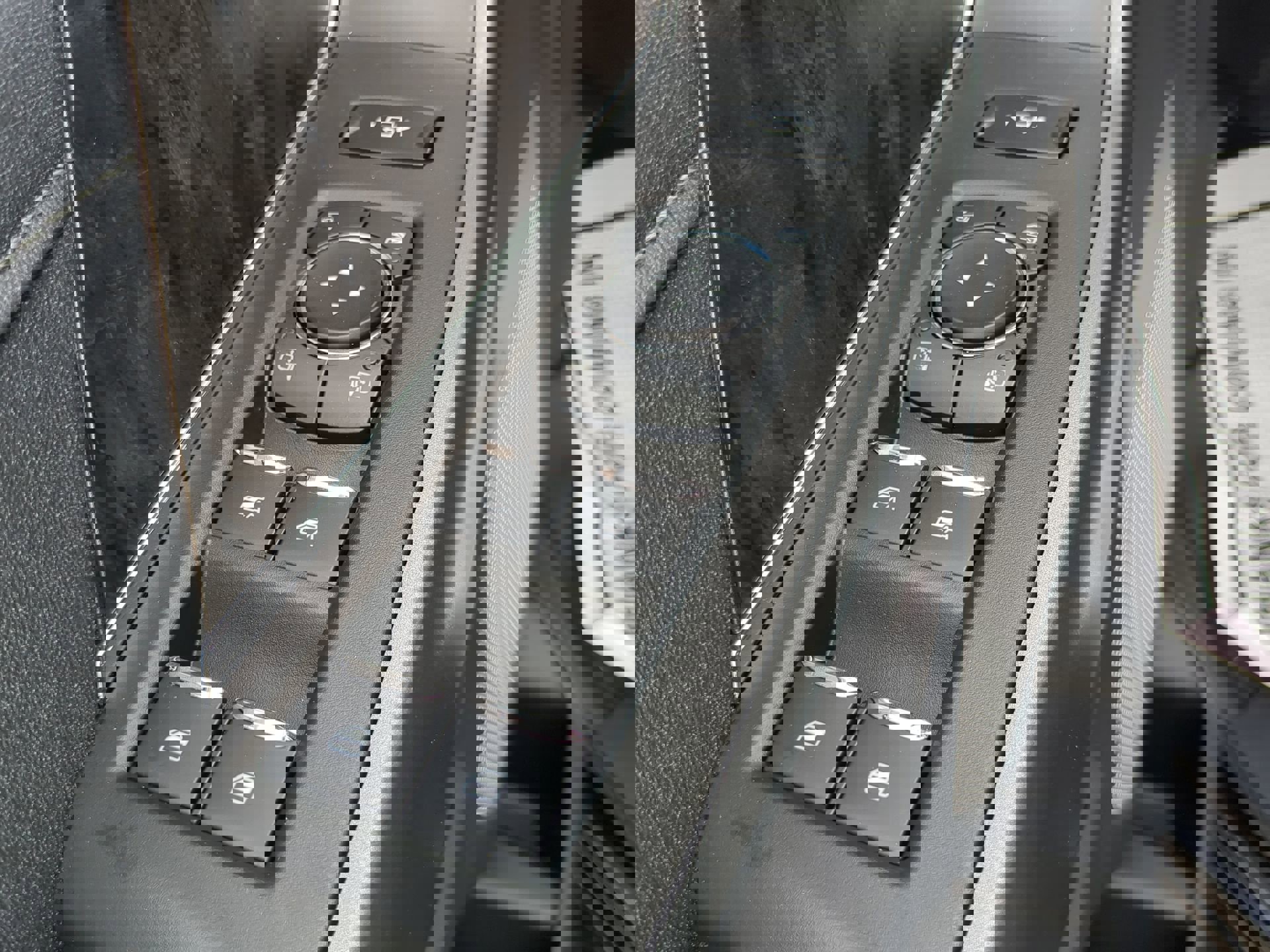 New 2026 Ford F250 Lariat w/ Black Appearance Package image 50