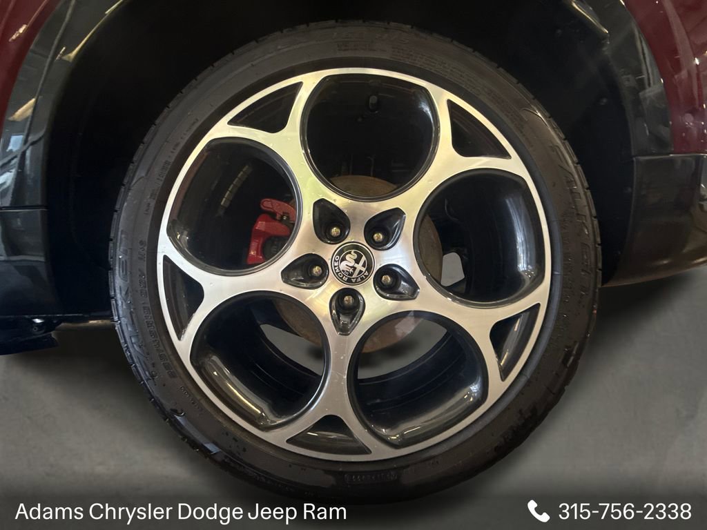 Used 2024 Alfa Romeo Tonale Veloce w/ Active Assist Package image 21