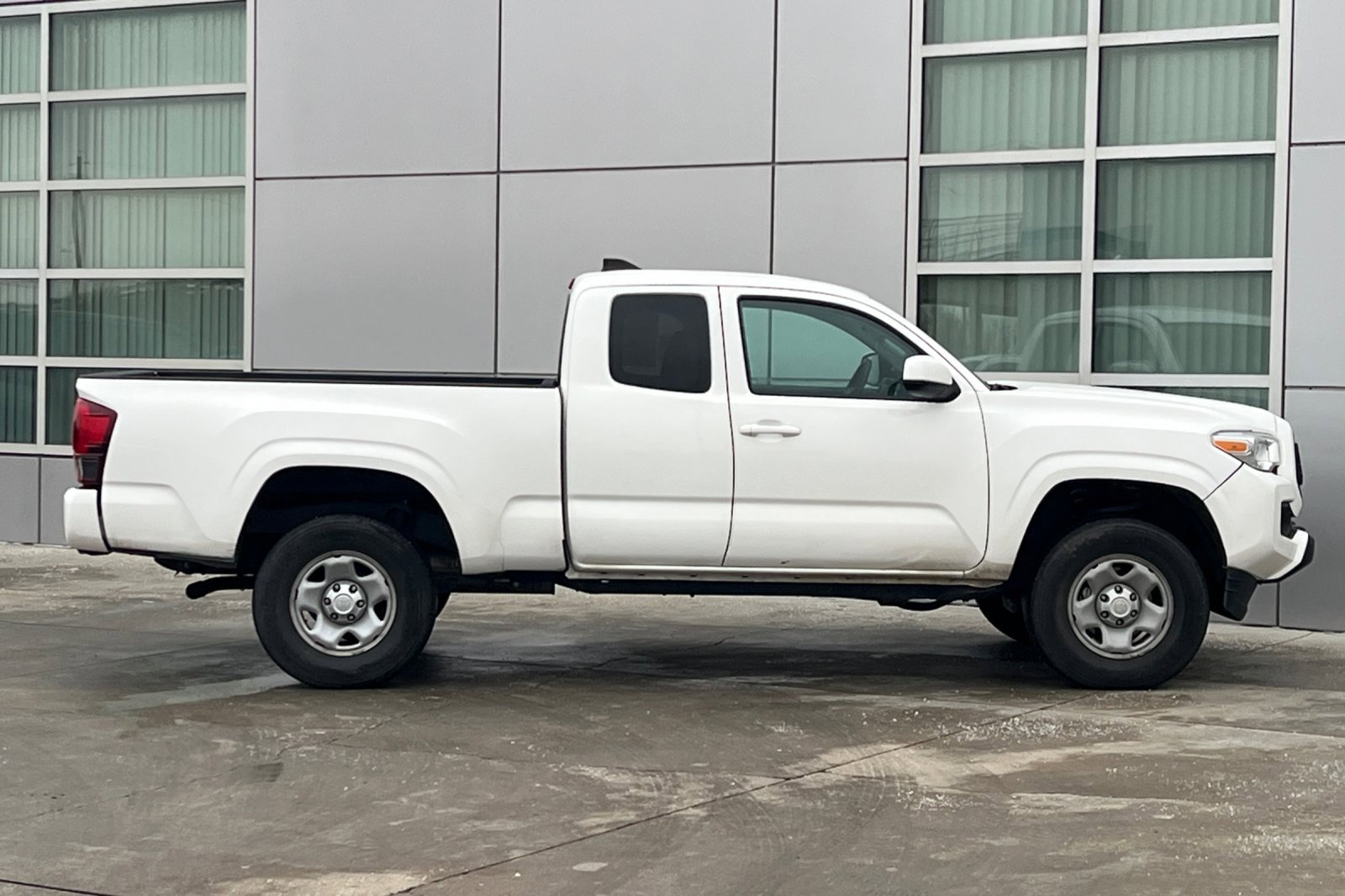 Certified 2023 Toyota Tacoma SR video 3