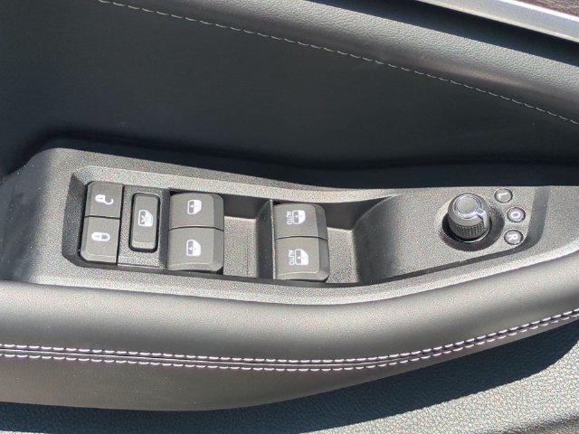 New 2026 Jeep Grand Cherokee Limited AWD/4WD image 14