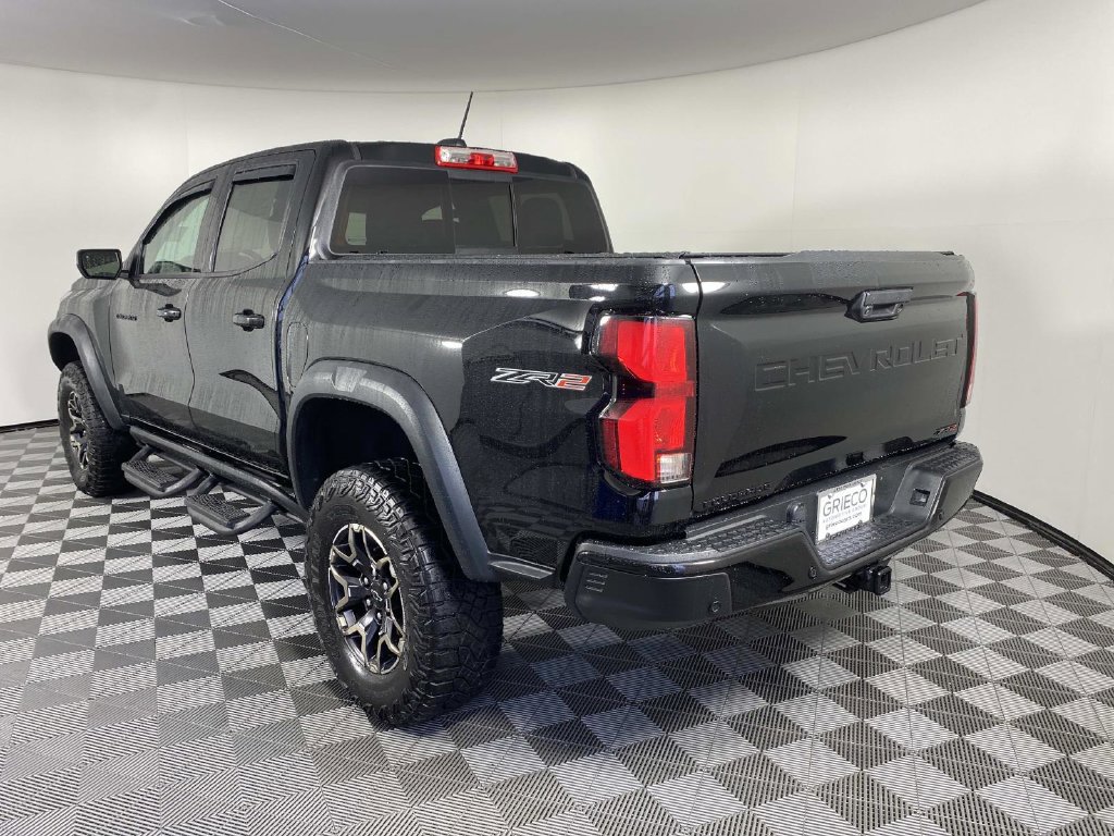Used 2023 Chevrolet Colorado ZR2 w/ ZR2 Convenience Package III AWD/4WD image 6