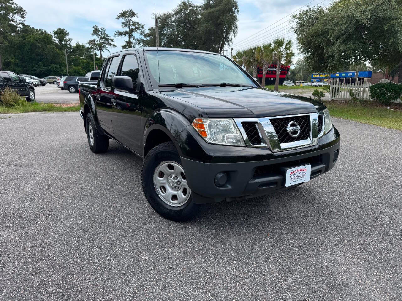 Used 2015 Nissan Frontier S AWD/4WD image 8