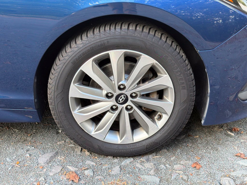 Used 2017 Hyundai Sonata Sport w/ Value Edition Package 02 FWD image 8