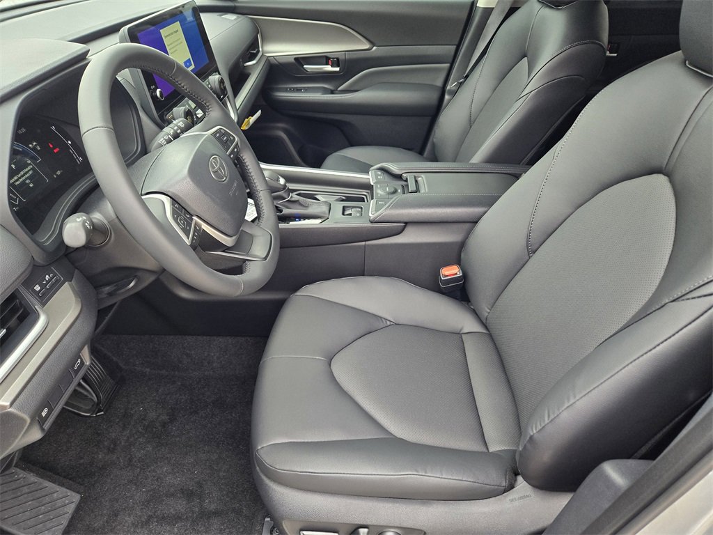 New 2026 Toyota Grand Highlander AWD Hybrid image 10