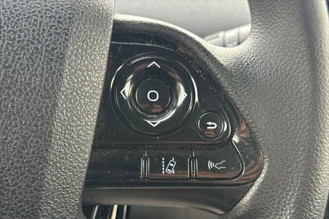 Certified 2020 Toyota Prius LE image 26