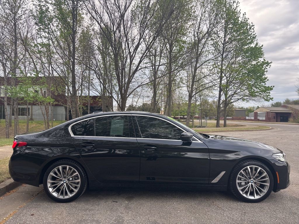 Used 2022 BMW 540i w/ Premium Package image 6