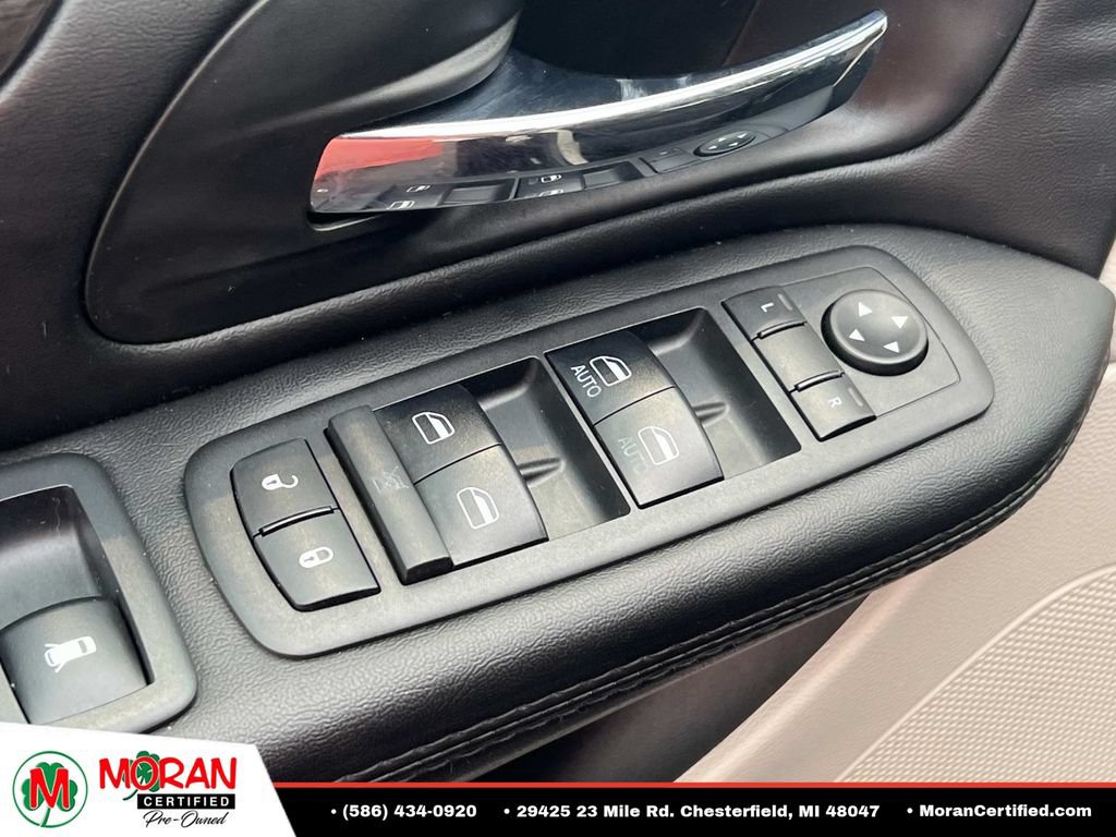 Used 2018 Dodge Grand Caravan SE w/ UConnect Hands-Free Group FWD image 17