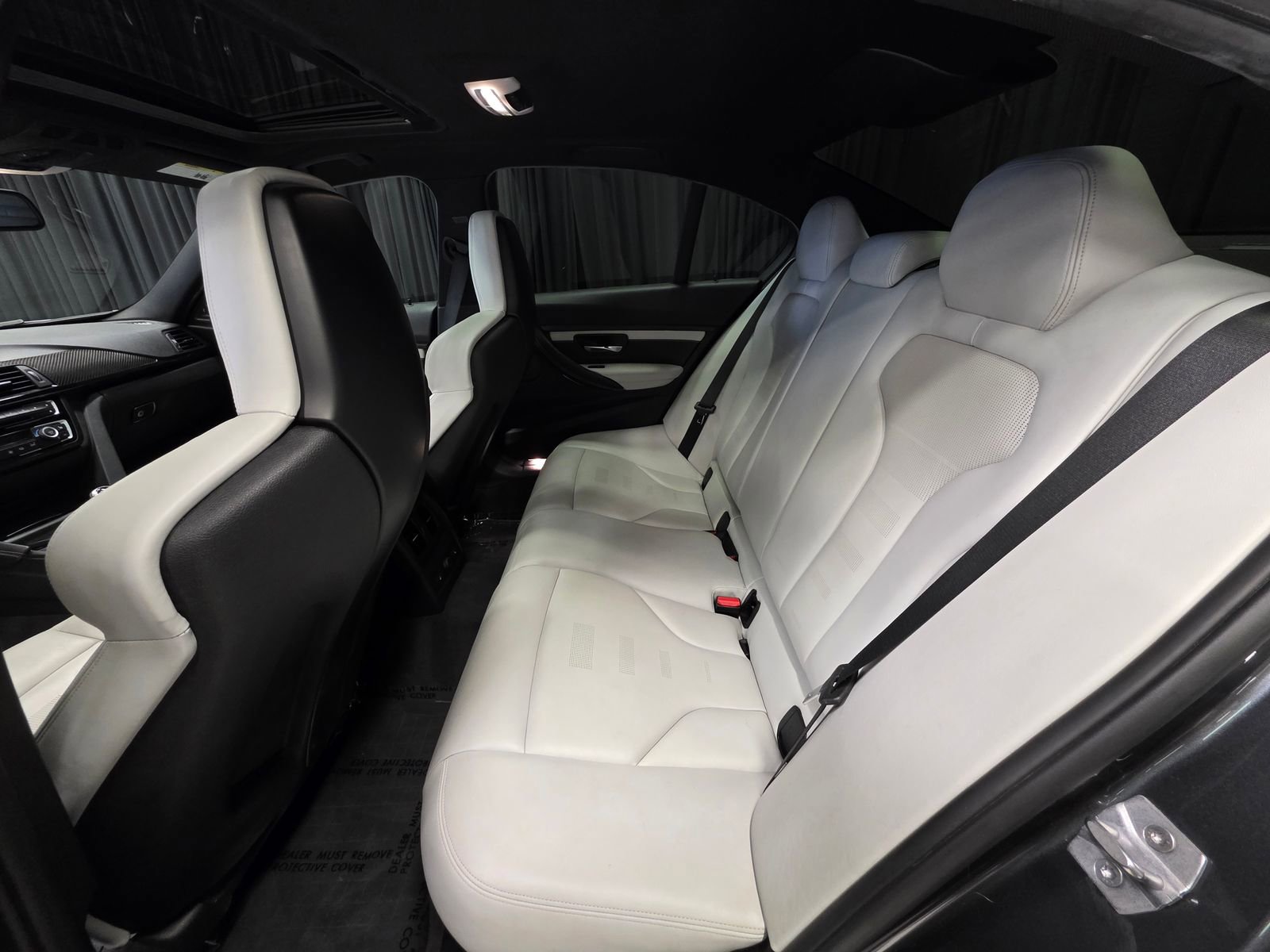 Used 2015 BMW M3 image 33