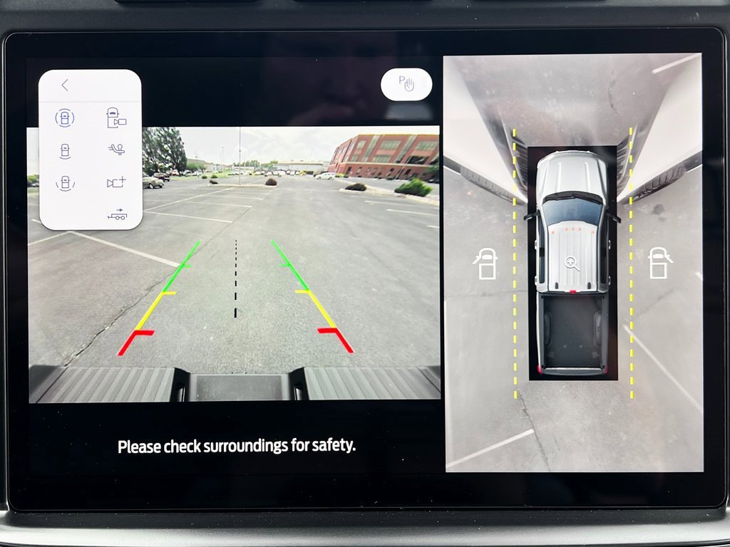 Used 2025 Ford F250 Platinum image 6