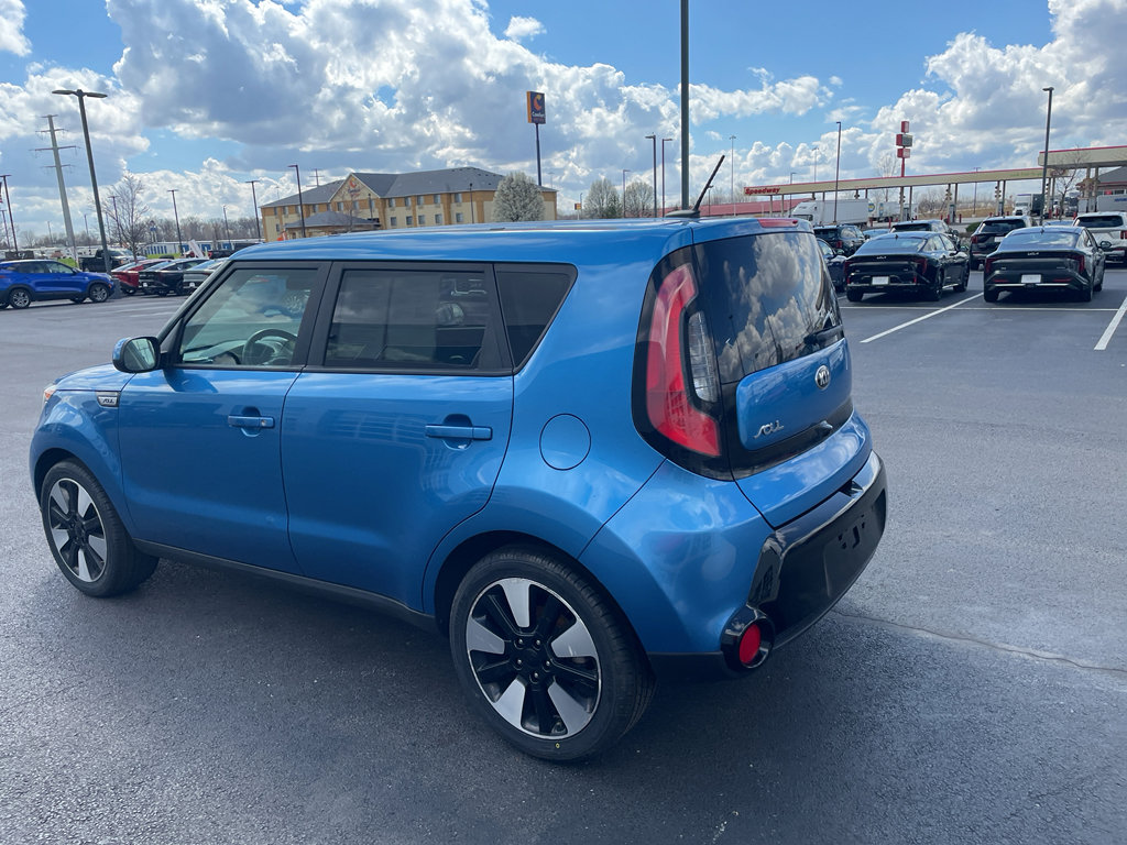 Used 2016 Kia Soul + w/ Designer's Package image 4