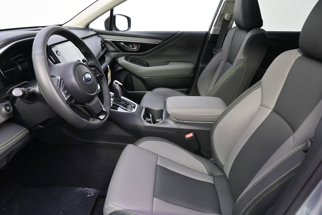 Certified 2025 Subaru Outback Onyx Edition image 13