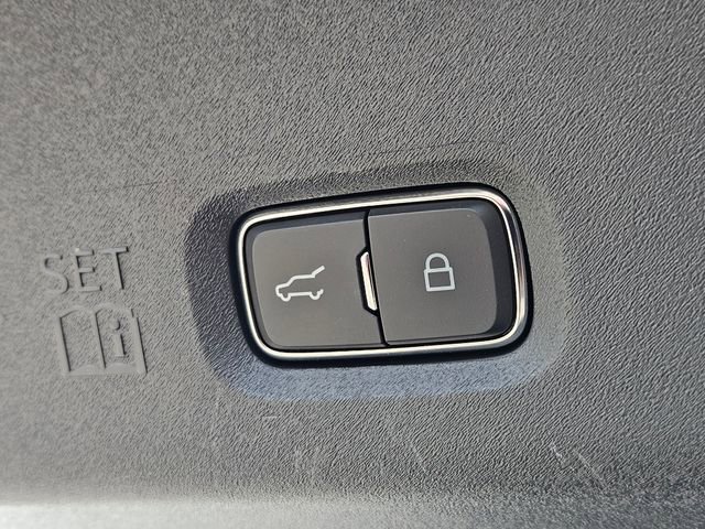 Used 2025 Lincoln Navigator L Reserve image 30