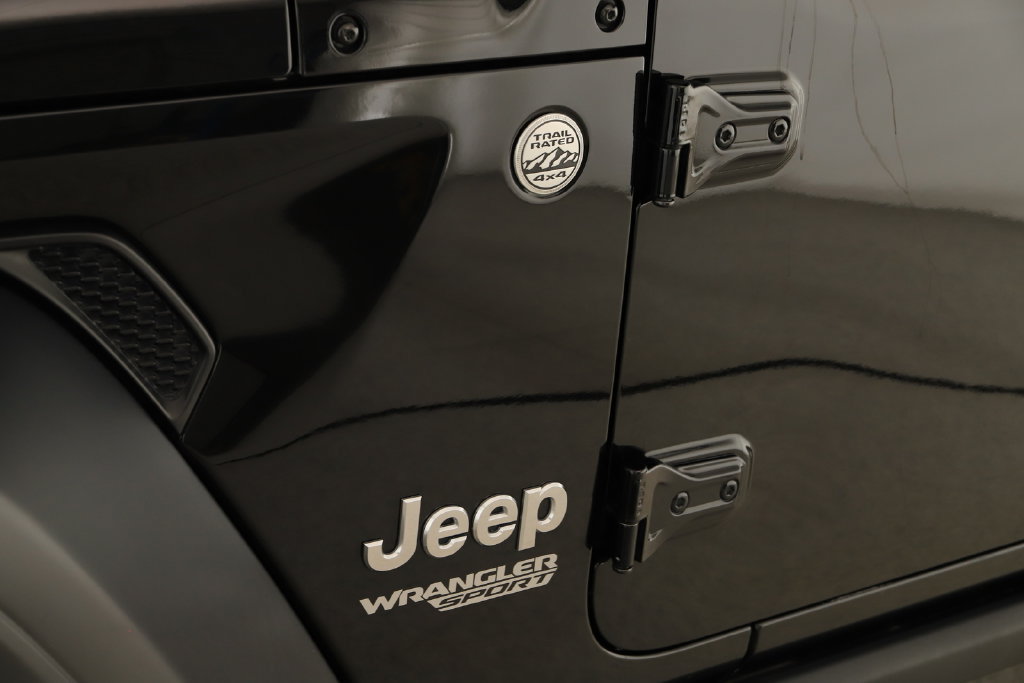 Used 2019 Jeep Wrangler Sport AWD/4WD image 26