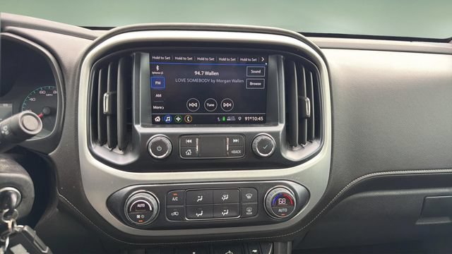 Used 2022 GMC Canyon Elevation w/ Elevation Premium Package AWD/4WD image 9