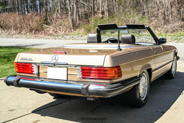 Used 1988 Mercedes-Benz 560 SL image 8