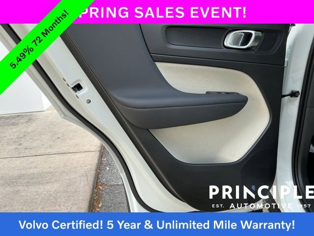 Certified 2023 Volvo XC40 B4 Ultimate w/ Protection Package Premier FWD image 32