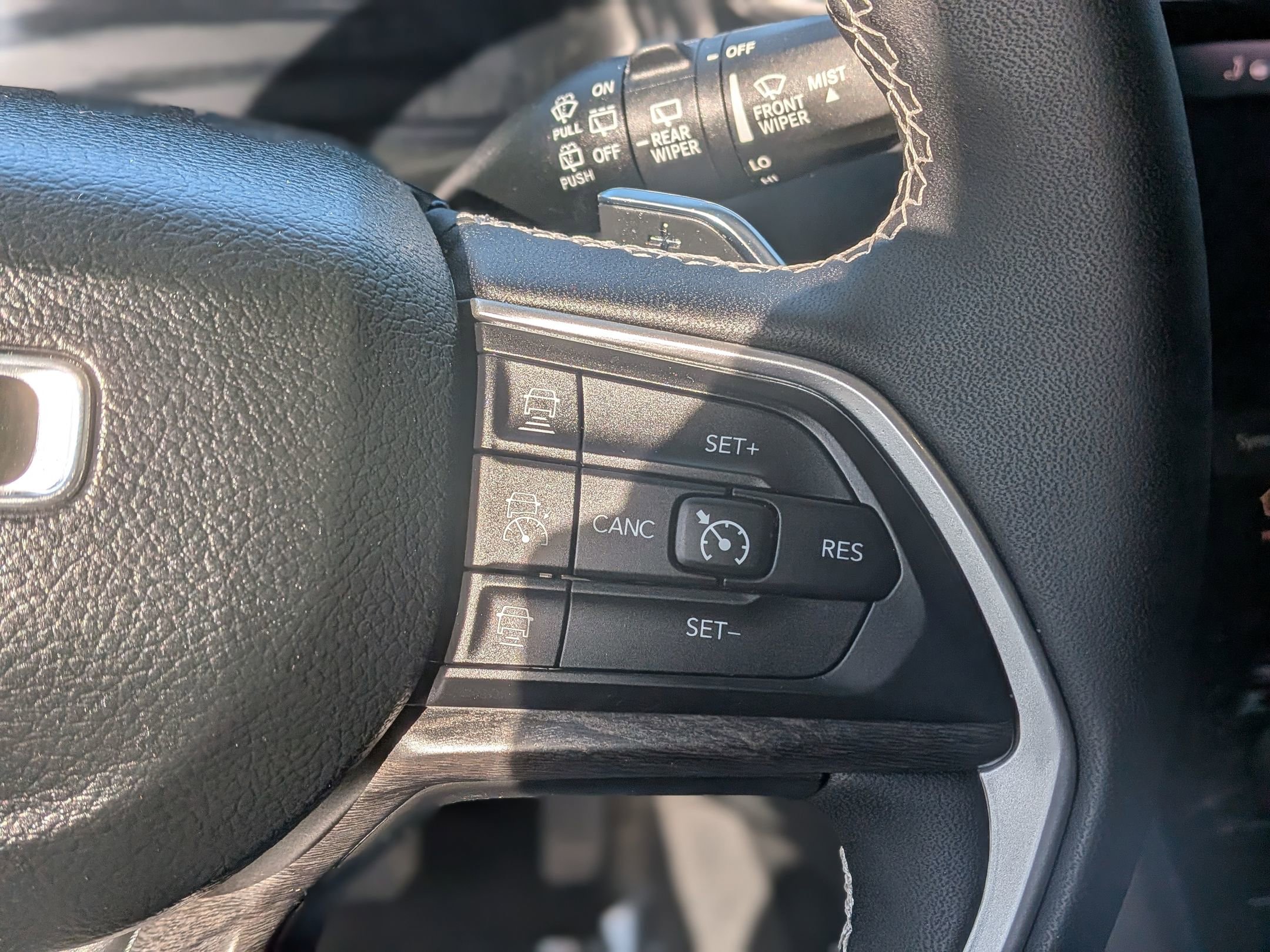 Used 2023 Jeep Grand Cherokee 4WD 4xe image 23