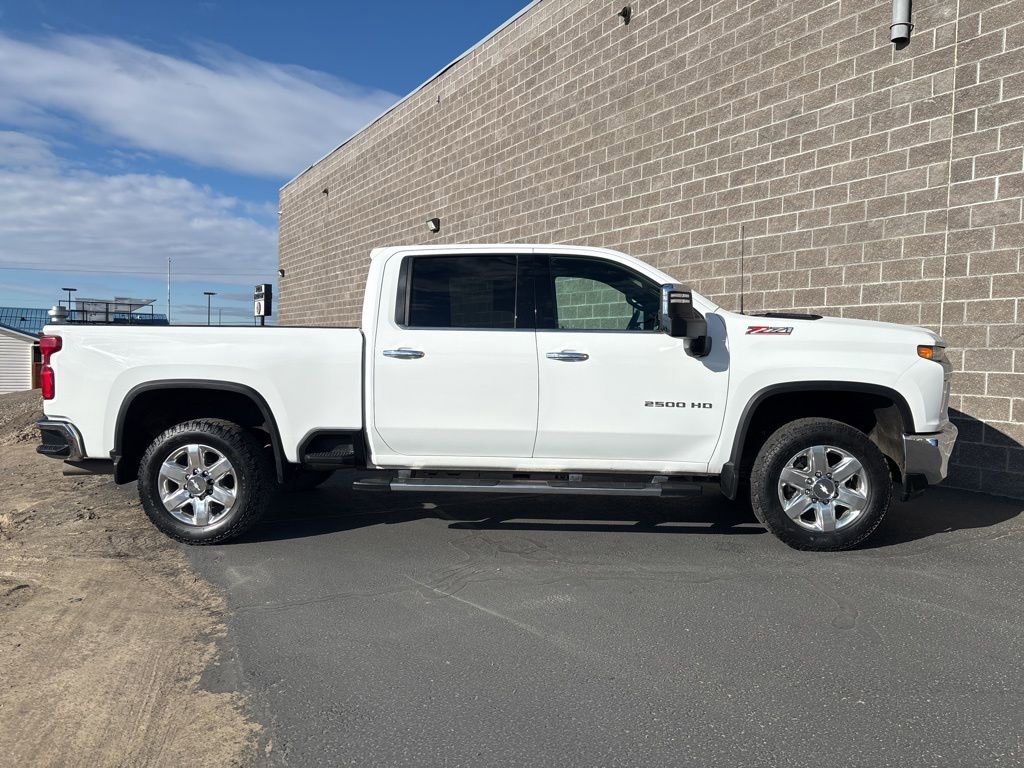 Used 2020 Chevrolet Silverado 2500 LTZ image 2