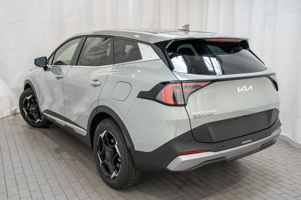 New 2026 Kia Sportage EX image 4