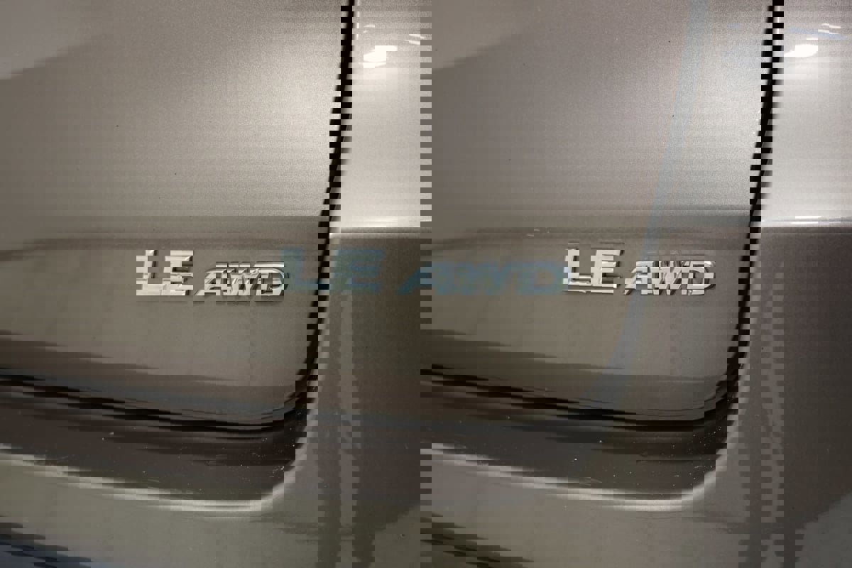 Used 2017 Toyota Highlander Plus image 14