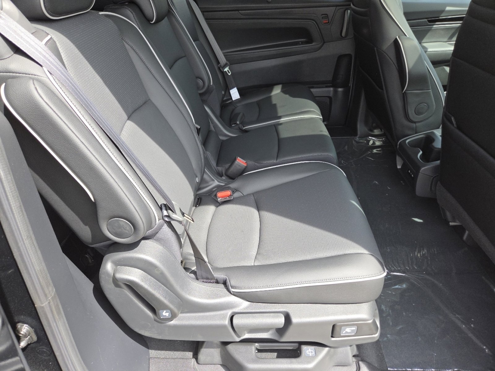 New 2026 Honda Odyssey Elite image 24