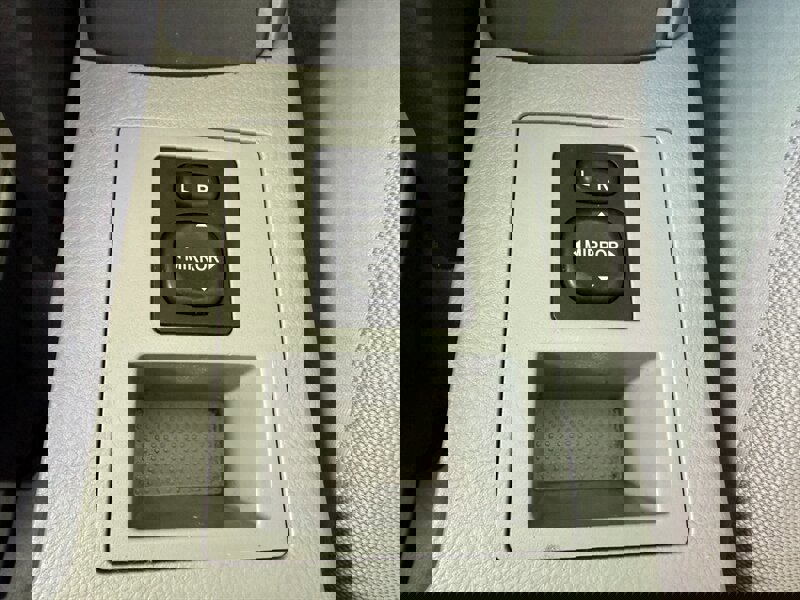 Used 2006 Toyota RAV4 2WD image 31