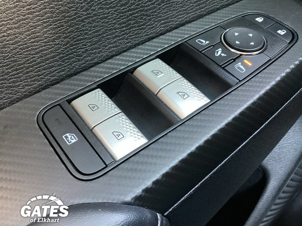 Used 2025 Mitsubishi Outlander SE AWD/4WD image 22