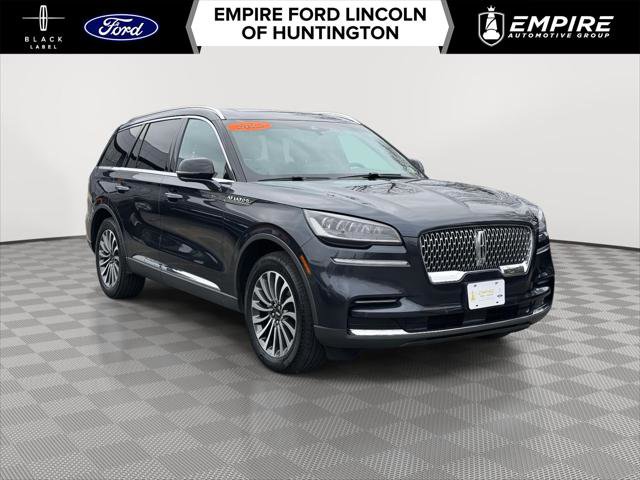 Used 2023 Lincoln Aviator Reserve w/ Elements Package Plus image 1