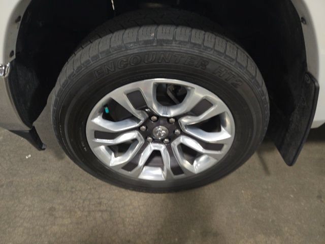 Used 2020 RAM 1500 Limited AWD/4WD image 11