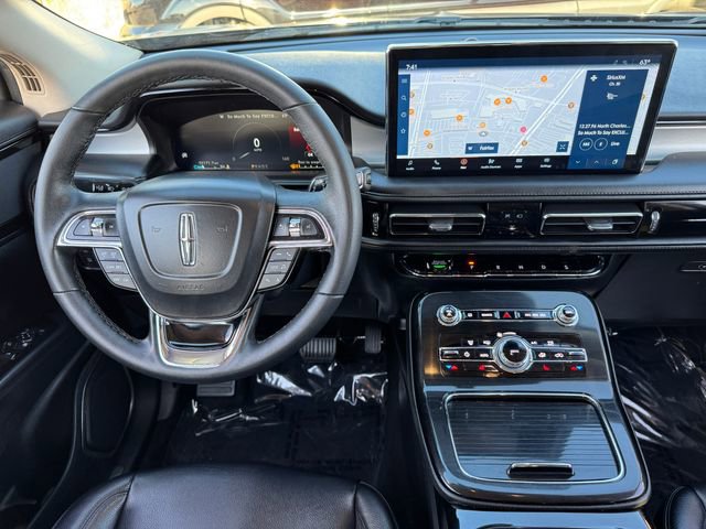 Used 2022 Lincoln Nautilus AWD w/ Premium Package image 4