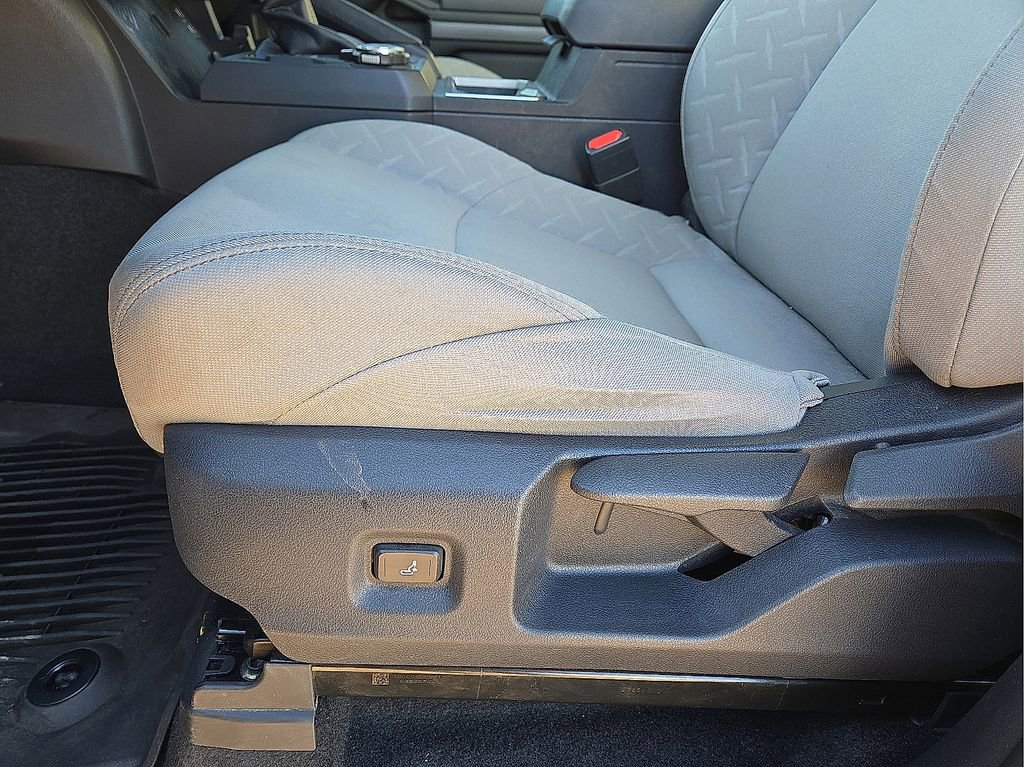 Used 2025 Toyota Tacoma SR5 image 24