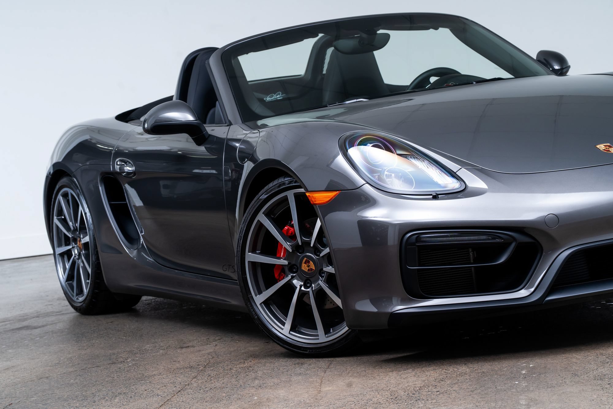 Used 2015 Porsche Boxster S RWD image 2